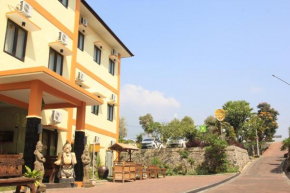 Ciptaningati Hotel